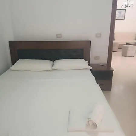 Oruci Apartament *