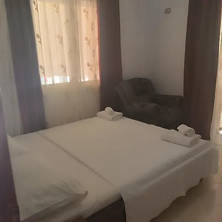 Apartament Oruci *
