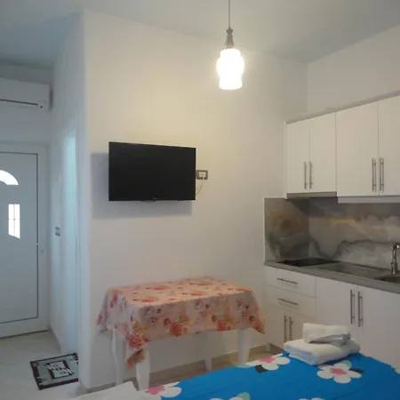 Oruci Apartament *