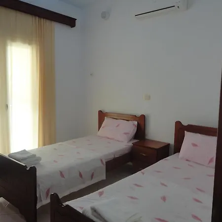 Apartament Oruci *